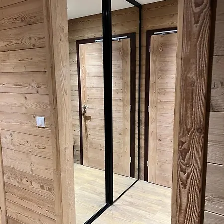 5* Piscine Intérieure, Sauna, à 20 Mins Des Pistes De Ski, à 300 M D’un