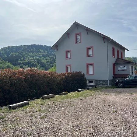 5* Piscine Interieure, Sauna, A 20 Mins Des Pistes De Ski, A 300 M D'un Holiday home