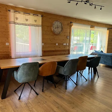 Holiday home 5* Piscine Interieure, Sauna, A 20 Mins Des Pistes De Ski, A 300 M D'un
