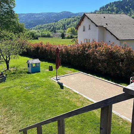 5* Piscine Interieure, Sauna, A 20 Mins Des Pistes De Ski, A 300 M D'un Holiday home