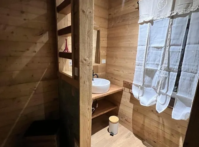 5* Piscine Interieure, Sauna, A 20 Mins Des Pistes De Ski, A 300 M D'un